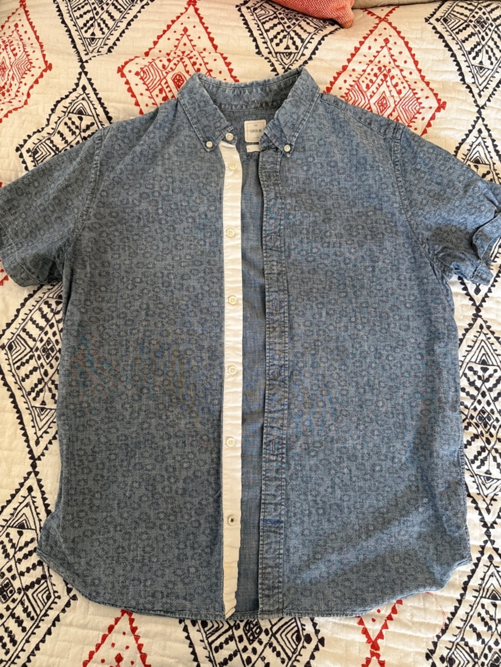 GAP Men's Light Blue Short-Sleeve Button-Down Shirt